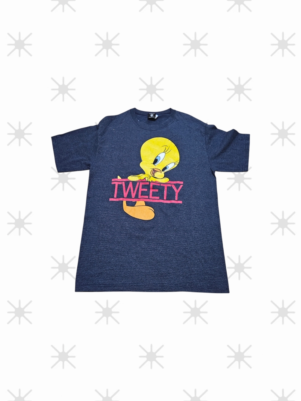 The product is a vintage 1997 Tweety Bird t-shirt from the Warner Bros Studio St
